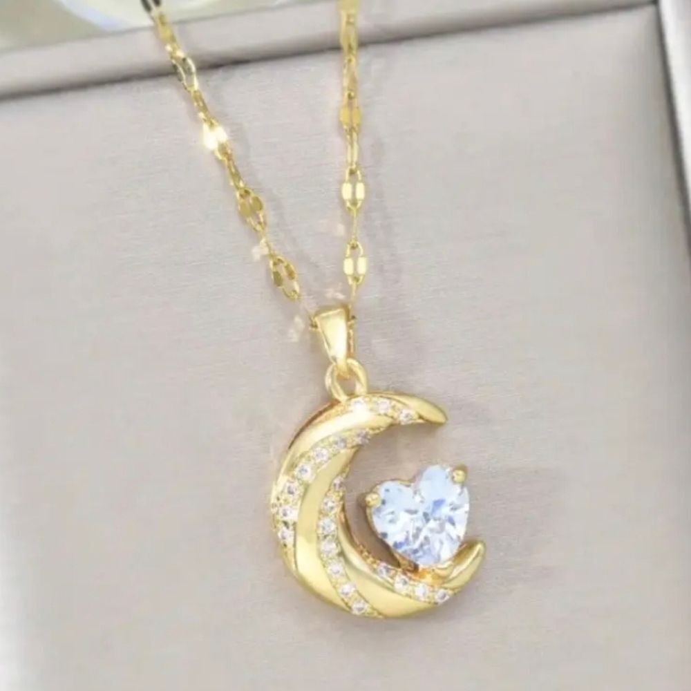 18K Gold Crescent Moon W/ Diamond Heart Necklace Pave Diamond Accent